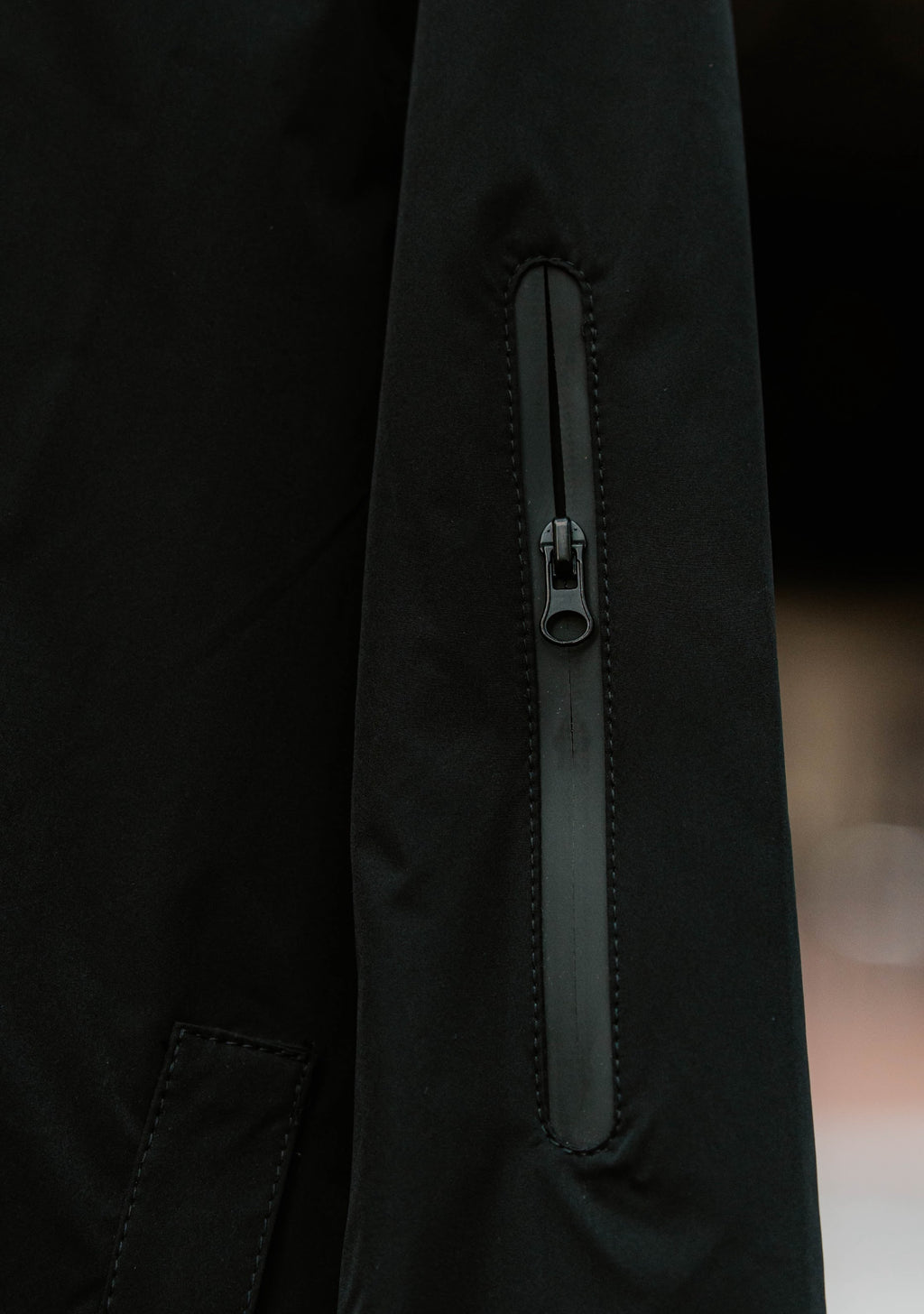 Throwback Storm Jacket - Black