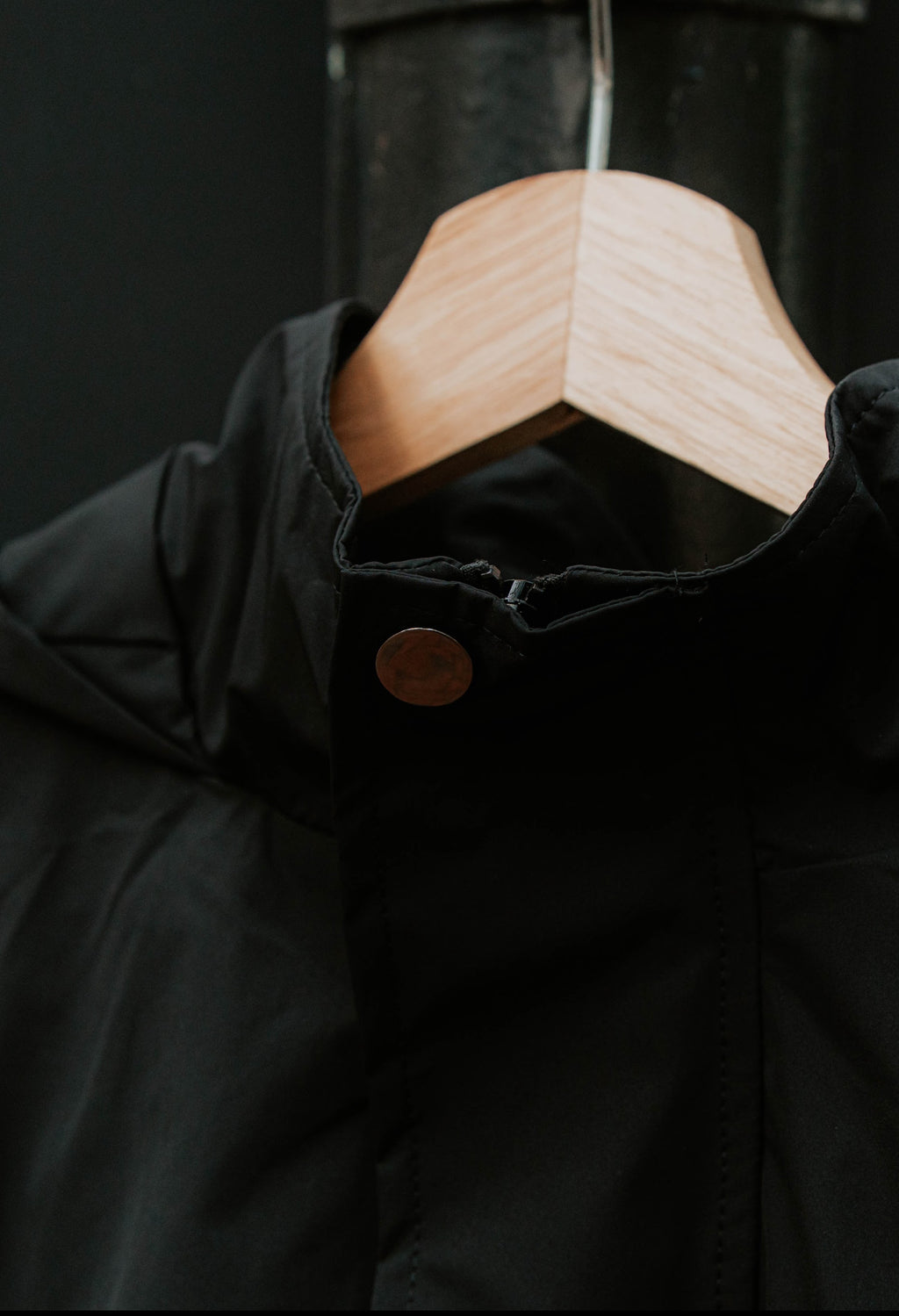 Throwback Storm Jacket - Black